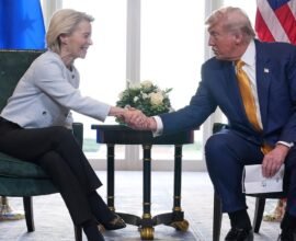 15 prozent trump einigt sich mit eu auf zoll deal diS5RSDF