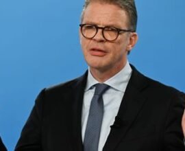 deutsche bank hochster halbjahresgewinn seit 2007 erzielt fqbJfFtx