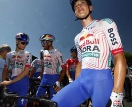 florian lipowitz bei der tour de france ein m rchen im zeitraffer Sln7k6al