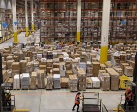 us konzern amazon will lohne von logistikmitarbeitern erhohen gWfGNexN
