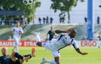 dfb pokal schalke spieler antwi adjei erstattet anzeige nach rassismusvorfall Swse8eie