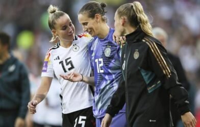 fu ball wirtz gwinn und berger als fu baller des jahres geehrt Ms2m2rkM