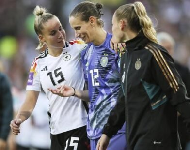 fu ball wirtz gwinn und berger als fu baller des jahres geehrt Ms2m2rkM