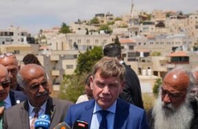 krieg in nahost bundesregierung fordert weitere verbesserung der versorgung in gaza JgUORfiK