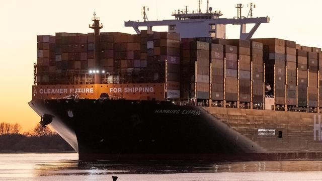 reederei hapag lloyd verzeichnet gewinnruckgang um fast zwei drittel mSdVWcC7