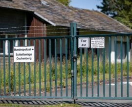 reichsburger szene drei m nner aus gruppe um reichsburger prinz reu in u haft Ls8bD47a