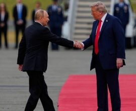 ukraine gipfel putin und trump in alaska ein schauspiel auf dem rollfeld dWvmAOKb
