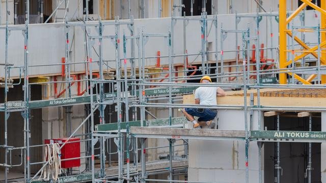 wohnraum behorden stellten im ersten halbjahr wieder mehr baugenehmigungen aus q8ad4Nid